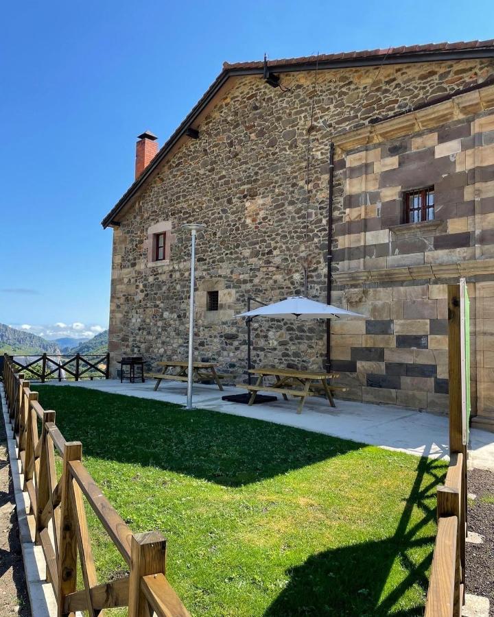 Penzion La Casona De Lombrana, En Polaciones Exteriér fotografie