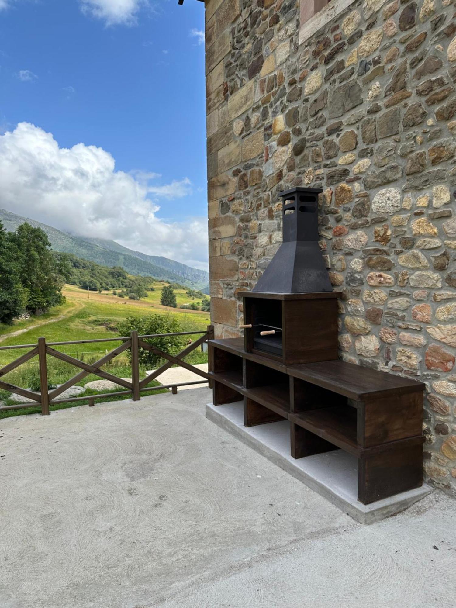La Casona De Lombrana, En Polaciones Exteriér fotografie